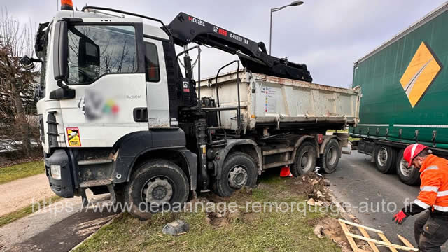 Dépannage poids lourds sur la N10