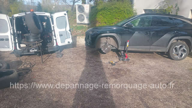 Réparation pneu sur nationale 10 (N10)